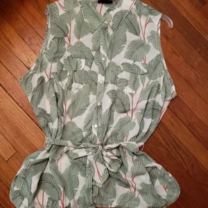 Foxcroft 22w sleeveless tunic